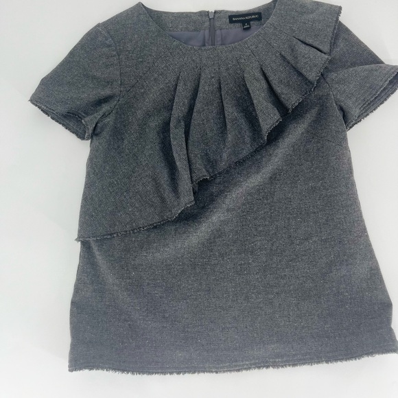 BANANA REPUBLIC Business Casual Grey Blouse Size 4. - Picture 3 of 12